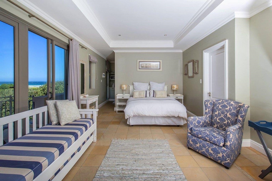 6 Bedroom Property for Sale in Myoli Beach Western Cape